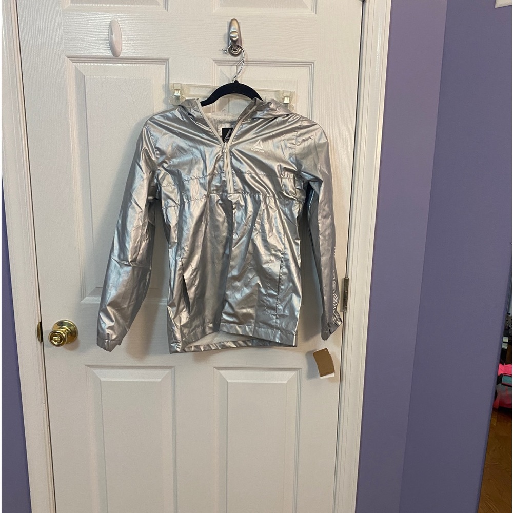 NWT reebok silver jacket